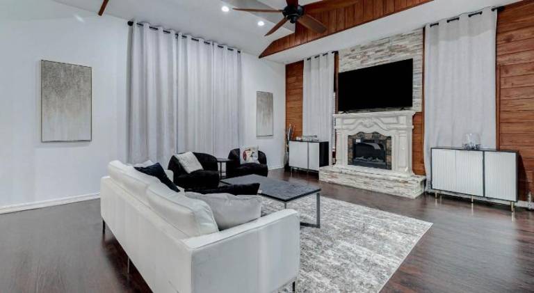 Vacation home with 1 room for 3 persons in Houston, TX