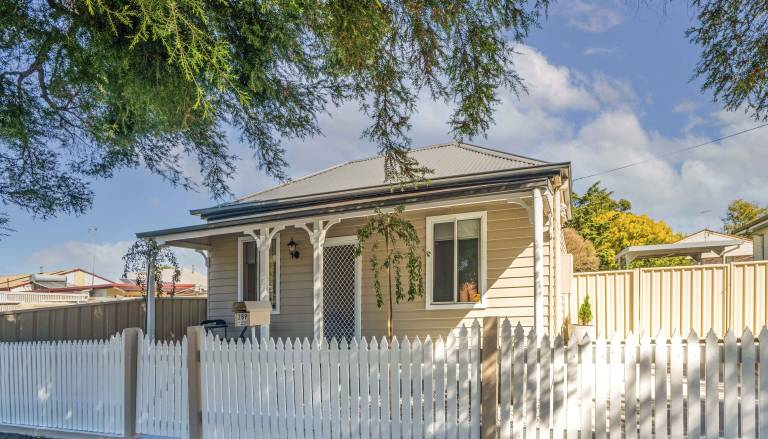 Cottage Orange