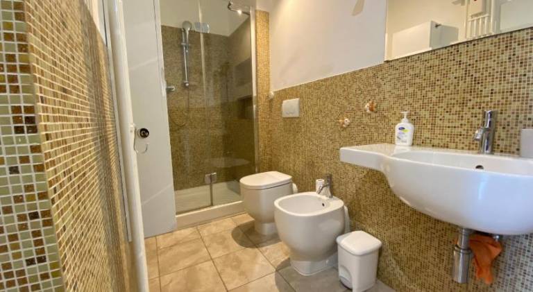 Apartment with 1 room for 4 persons — photo 2