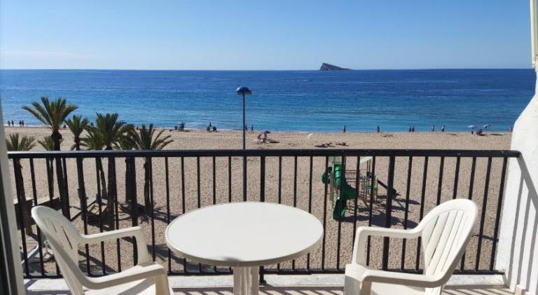 Rental apartment with terrace | Next to the beach | Pets allowed in Benidorm