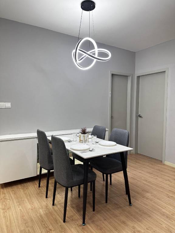 Georgetown ins family couple cozy 2 bedroom Suites — photo 5