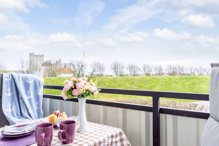 Hafenschlösschen - für 2 Personen, Balkon, Hafenblick in Büsum