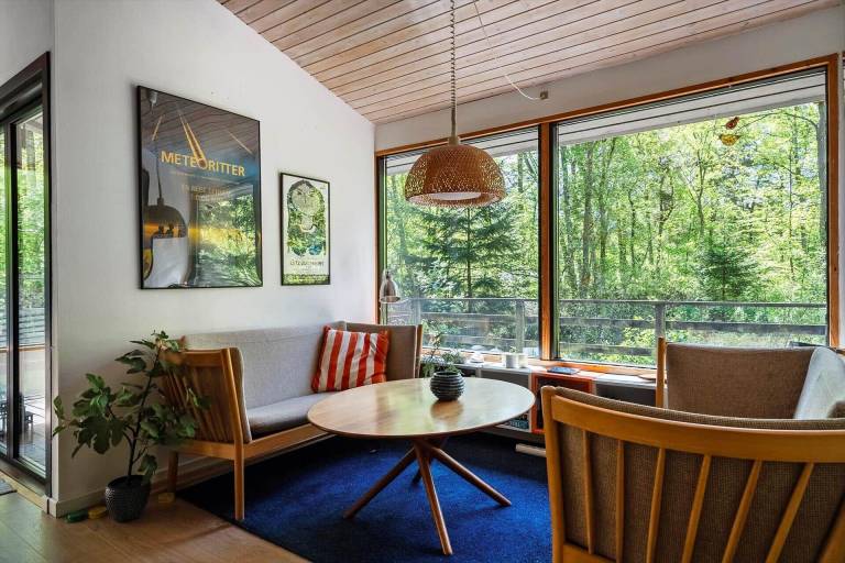 Vacation home with garden & patio — photo 4