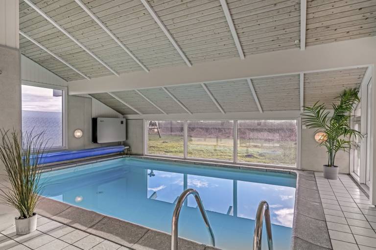 Family-oriented vacation home with sauna, terrace & private pool | Close to the beach | Pets are welcome — photo 3