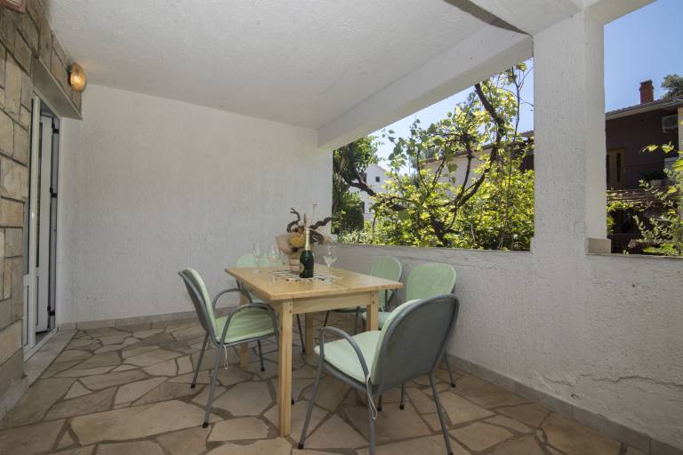 Nice apartment with patio & barbeque | Garden view | Pet-friendly — photo 4