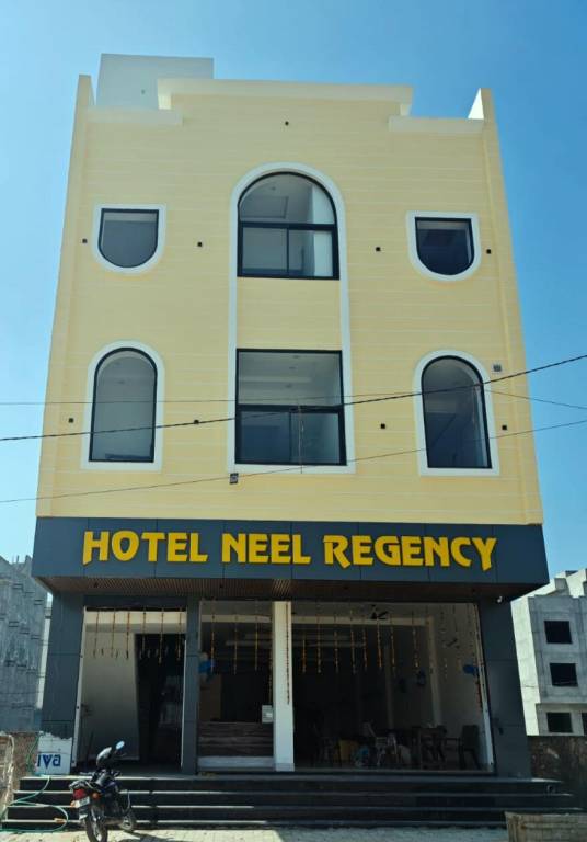 Hotel Neel Regency & Banquets