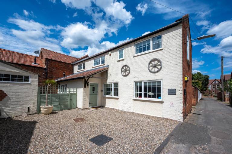 Cottage with garden in Cromer