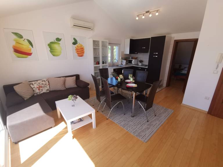 Apartment with barbecue — photo 3