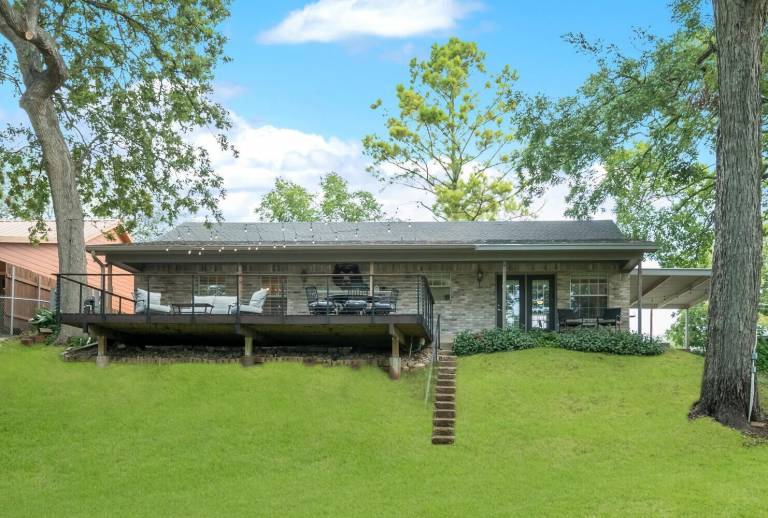 House  Waco