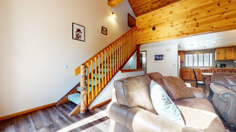 Condo with pool, sauna & jacuzzi | Mountain view — photo 4