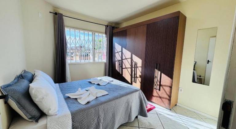 Residencial Cristina's-Apartamentos de 2-3 Quartos equipados com WiFi Garagem-Excelente Localizacao in Lages