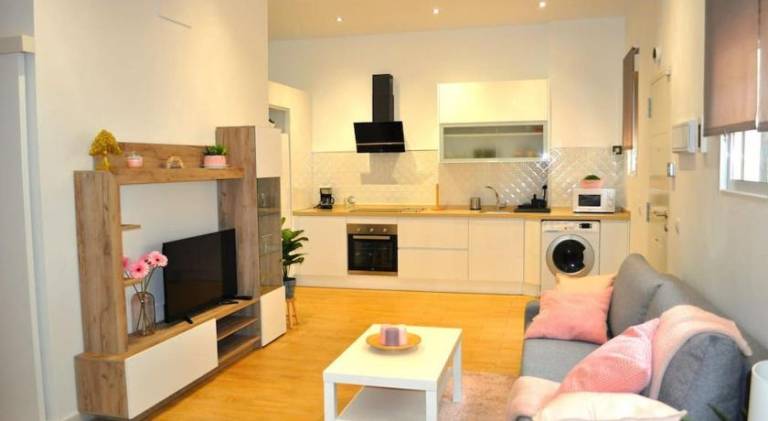 Holiday apartment with 2 rooms for 4 persons in Málaga