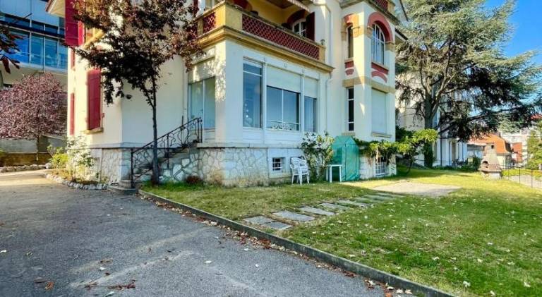 145 m&sup2; Ferienwohnung