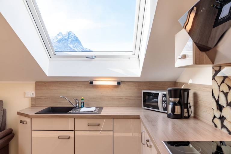 Holiday Apartment “Bergglück” – A Mountain Getaway for Skiers and Hikers — photo 4