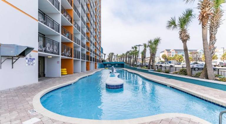 Oceanview Condo Pool Steps to Beach Hot Tubs in Myrtle Beach, SC