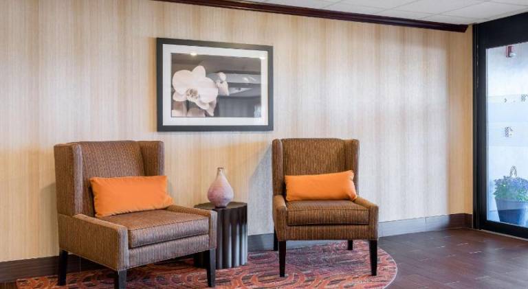 Hampton Inn Parkersburg-Mineral Wells — photo 5