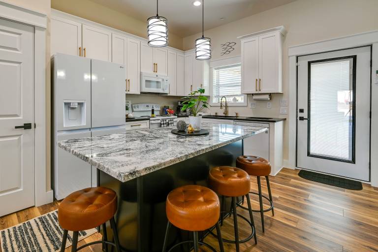 Near CU & Dtwn! Campbellsville Home w/ Game Room — photo 2