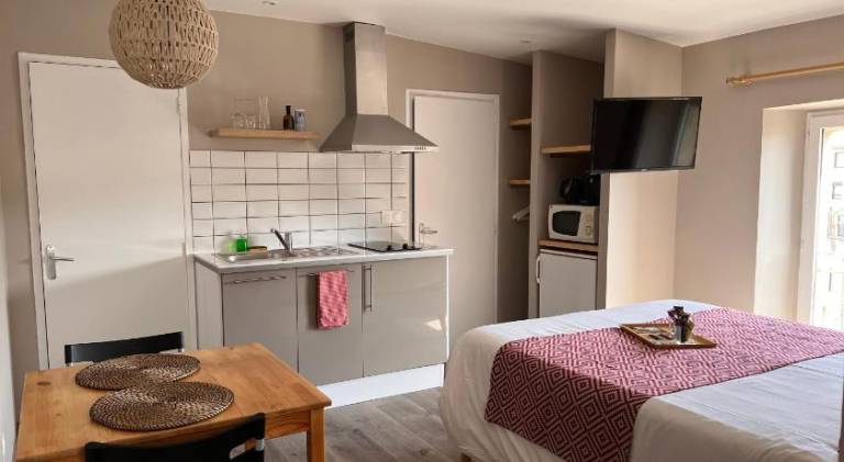 Family-friendly holiday apartment with garden & patio | Pets are welcome in Carcassonne