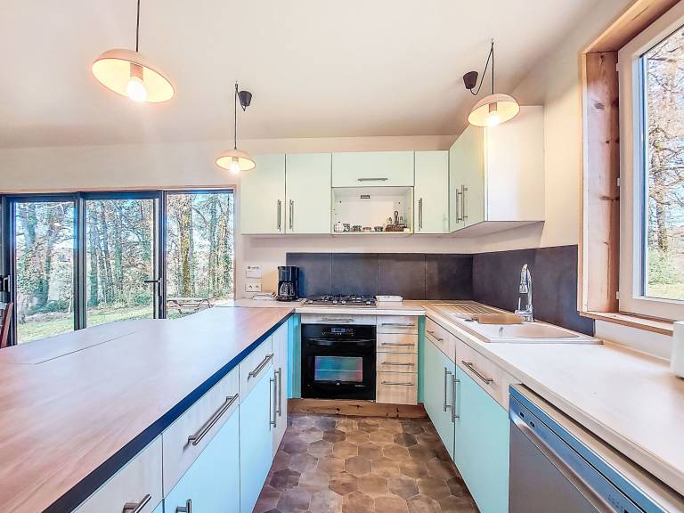 Family-friendly charming house with terrace, garden & barbeque | Pet-friendly — photo 4