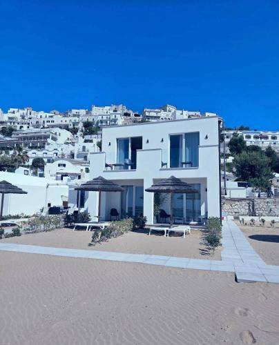 Marina Seaside Suites — photo 2