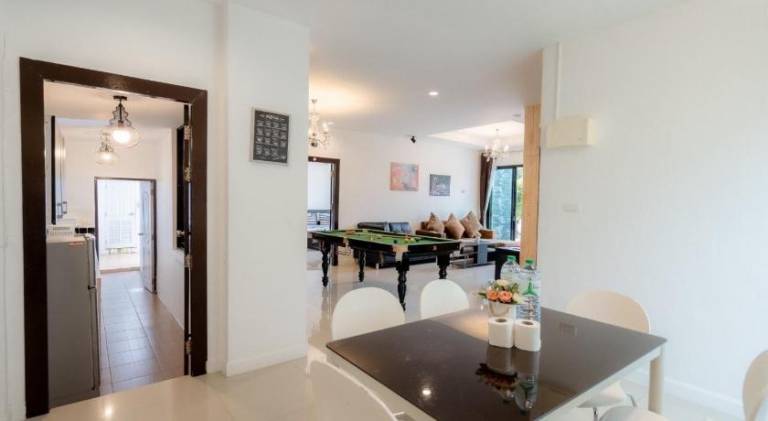 Villa with pool | Pets allowed — photo 5