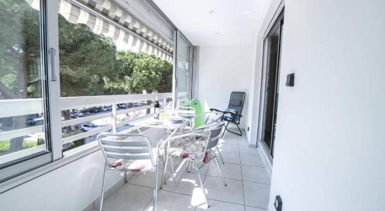 Rental apartment with pool — photo 5