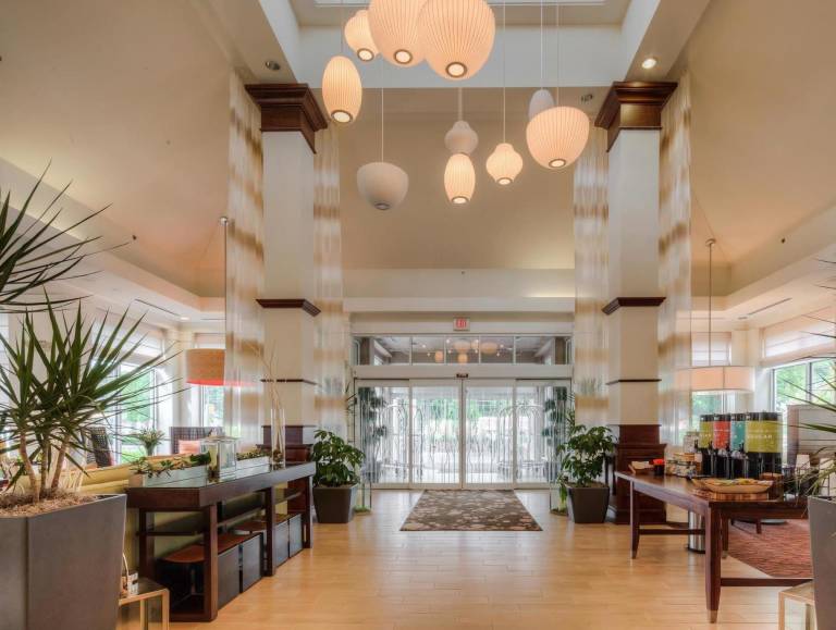Hilton Garden Inn Norwalk — photo 2