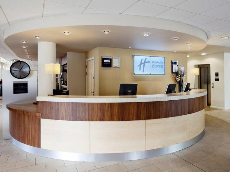 Holiday Inn Express Cheltenham Town Centre By IHG — photo 4