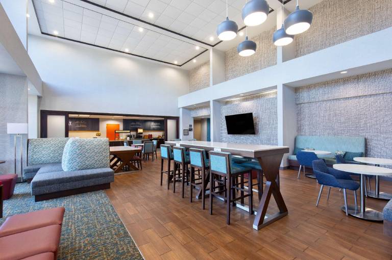 Hampton Inn Selma — photo 3