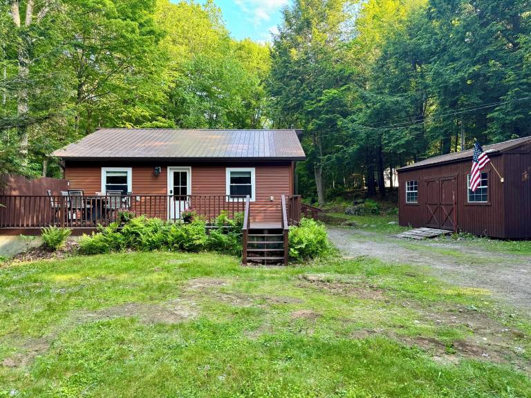 House Cranberry Lake