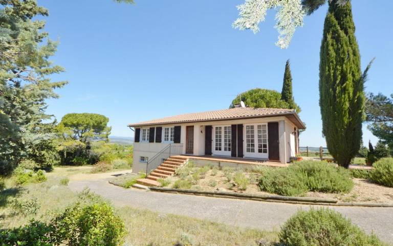 Fully equipped ample gite with terrace, garden & private pool | Pet-friendly — photo 2