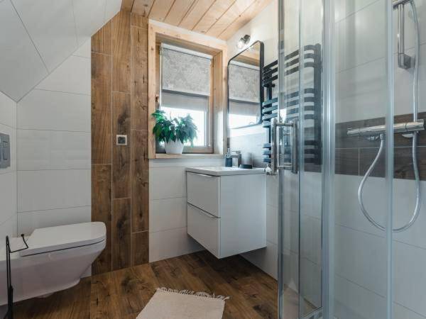 Lovely chalet with jacuzzi | Pet-friendly — photo 2