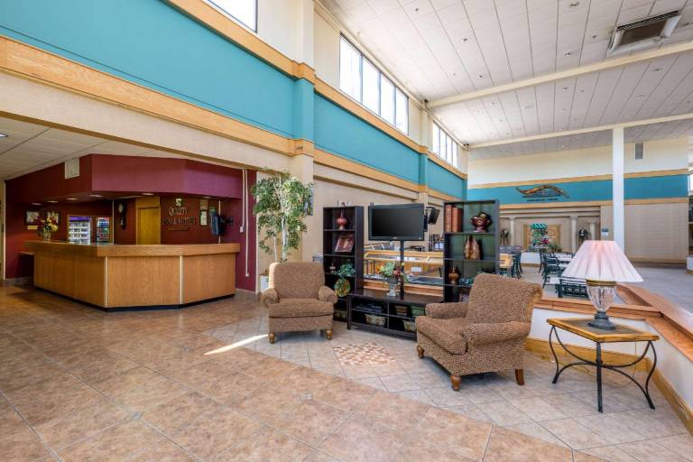 Ramada by Wyndham North Platte — photo 4
