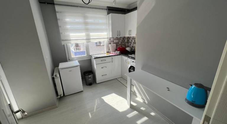 Apartment with patio & yard — photo 4