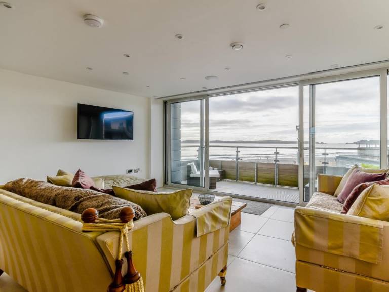 Rental apartment | Water view — photo 2