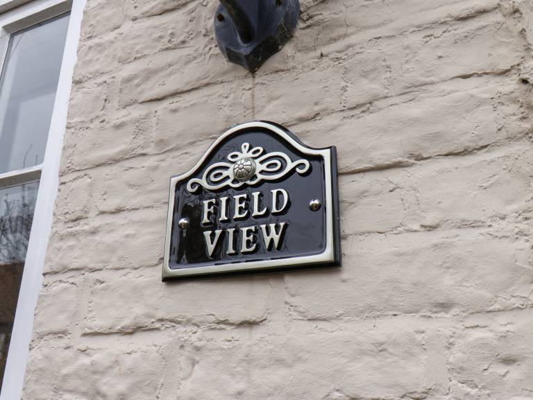Family-friendly lovely cottage with yard | Beach view | Pet-friendly — photo 2