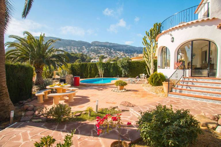 Fully equipped villa with terrace, BBQ & yard | Beach nearby | Dogs allowed — photo 2