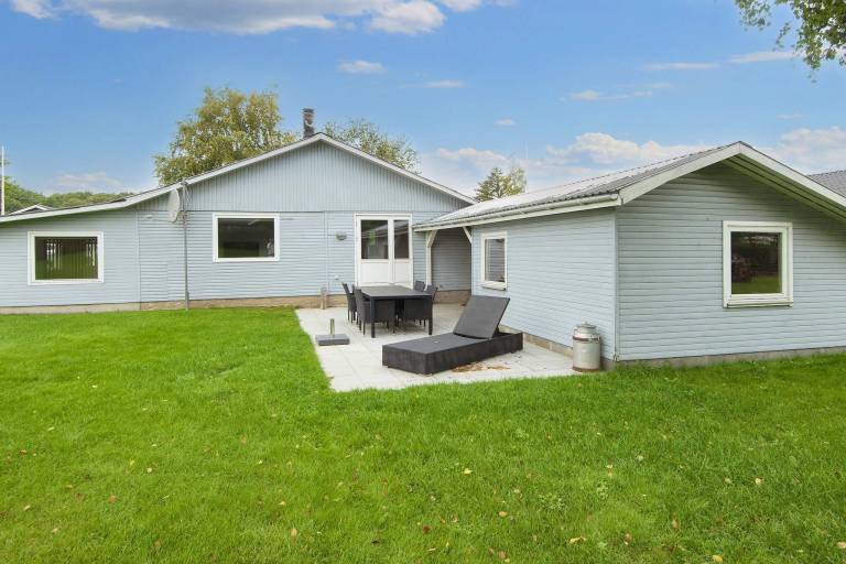     
Ferienhaus ∙ 6 Gäste ∙ 3 Schlafzimmer
