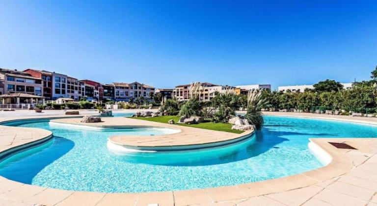 Holiday apartment with terrace & pool | Next to the beach | Pets are welcome — photo 3