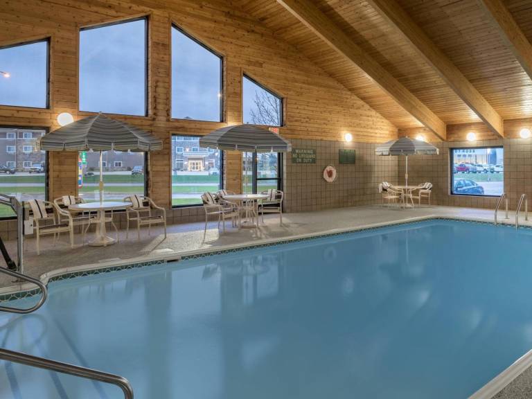 AmericInn by Wyndham Valley City - Conference Center in Valley City, ND