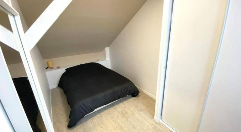 Apartment with 1 room for 2 persons in Tours