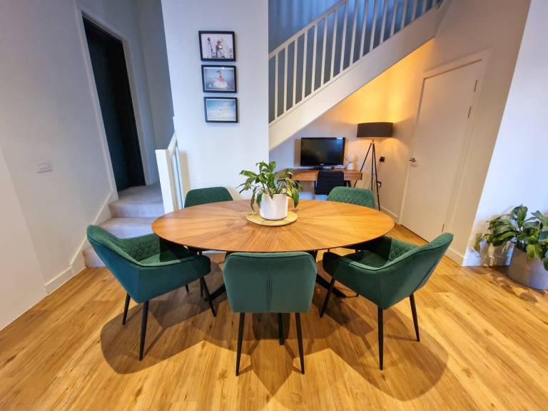 Vacation home | Close to Manchester Cathedral | Good for workation — photo 2