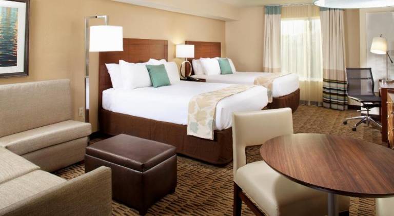 Hawthorn Suites by Wyndham Wheeling Triadelphia at Highlands — photo 2