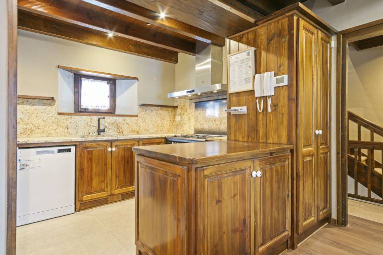 Child-friendly vacation home with terrace | Mountain view | Close to the ski | Pets allowed — photo 4