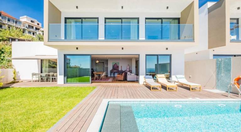 Fully equipped charming house with private pool, patio & garden | Pets allowed in Funchal