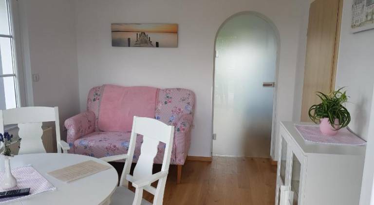 Rental apartment with 1 room for 3 persons — photo 2