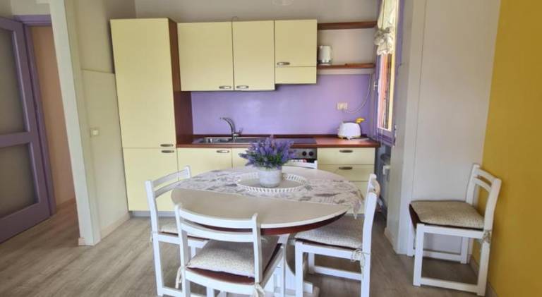 Serviced apartment with garden & pool — photo 5