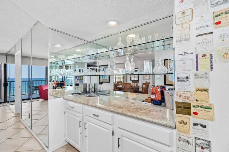 Child-friendly condo with private pool | Next to the beach | Dogs allowed — photo 4