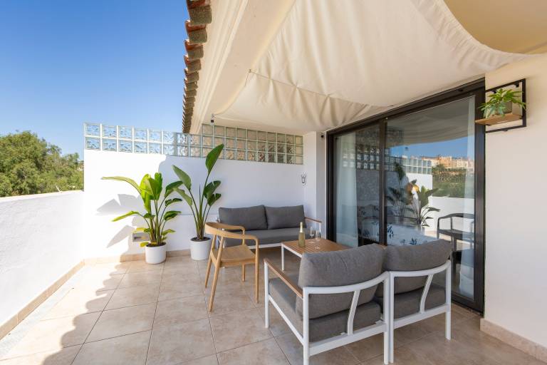 Apartment 'Vera' with Shared Pool, Wi-Fi and Air Conditioning — photo 2
