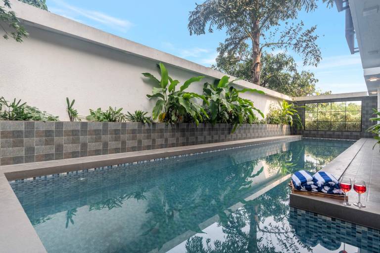 483 m² Villa